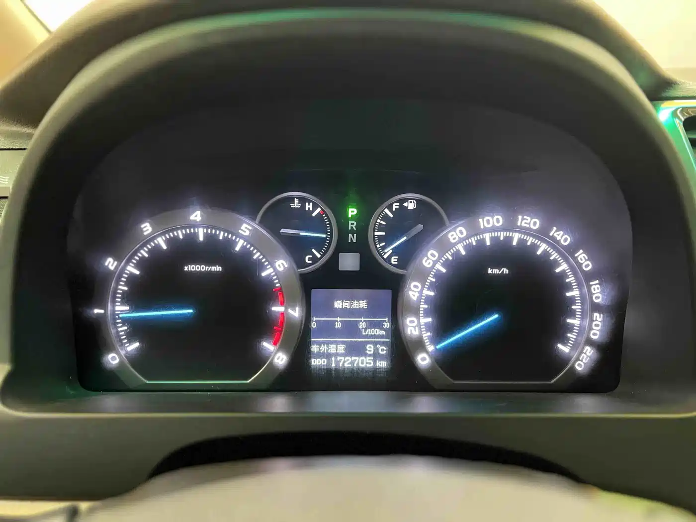 Toyota Alphard 2011 Model 2.4L Luxury фото 13