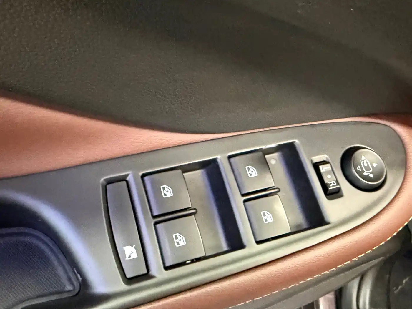 Buick Envision Plus 2014 28T 4WD Elite фото 19