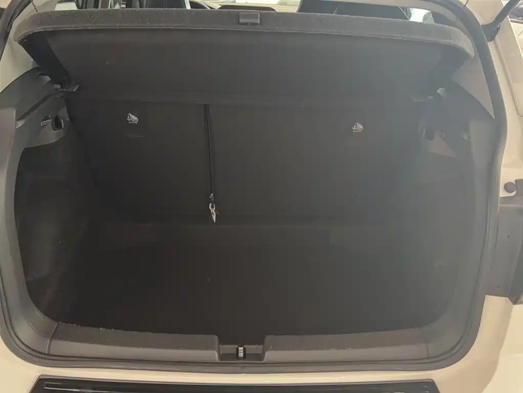 VOLKSWAGEN TU KAI