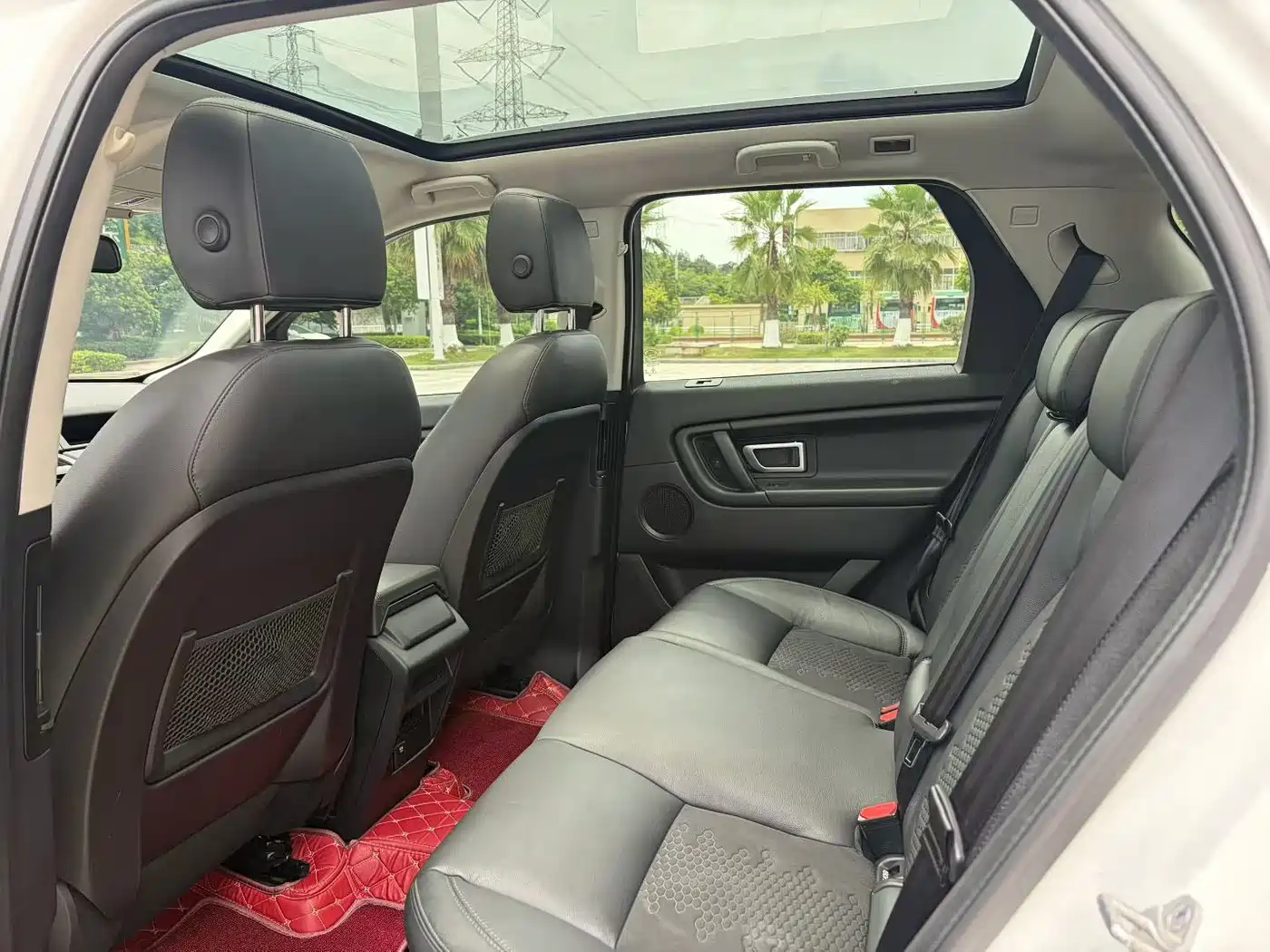 Фото 7 - Land Rover Discovery Sport