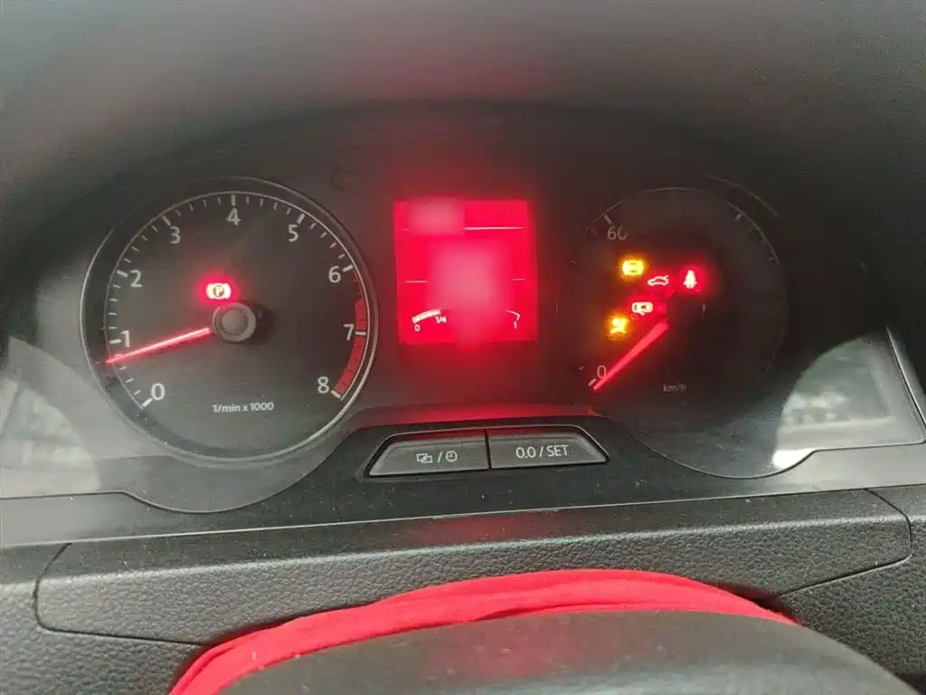 Volkswagen Santana 2015 1.4L Manual Trend Edition фото 4
