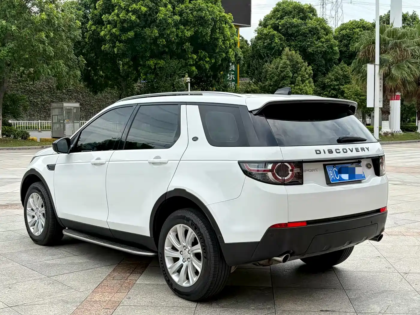 Фото 8 - Land Rover Discovery Sport