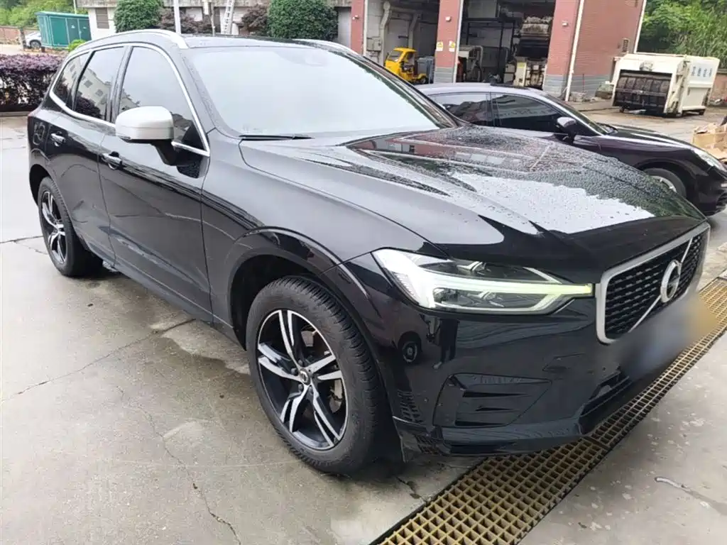 VOLVO XC60