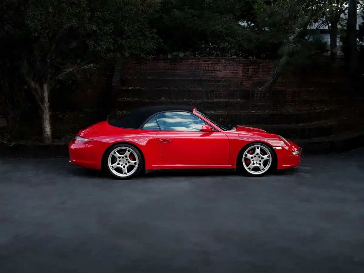 Porsche 911 2005 Carrera 4S Cabriolet MT 3.8L фото 2