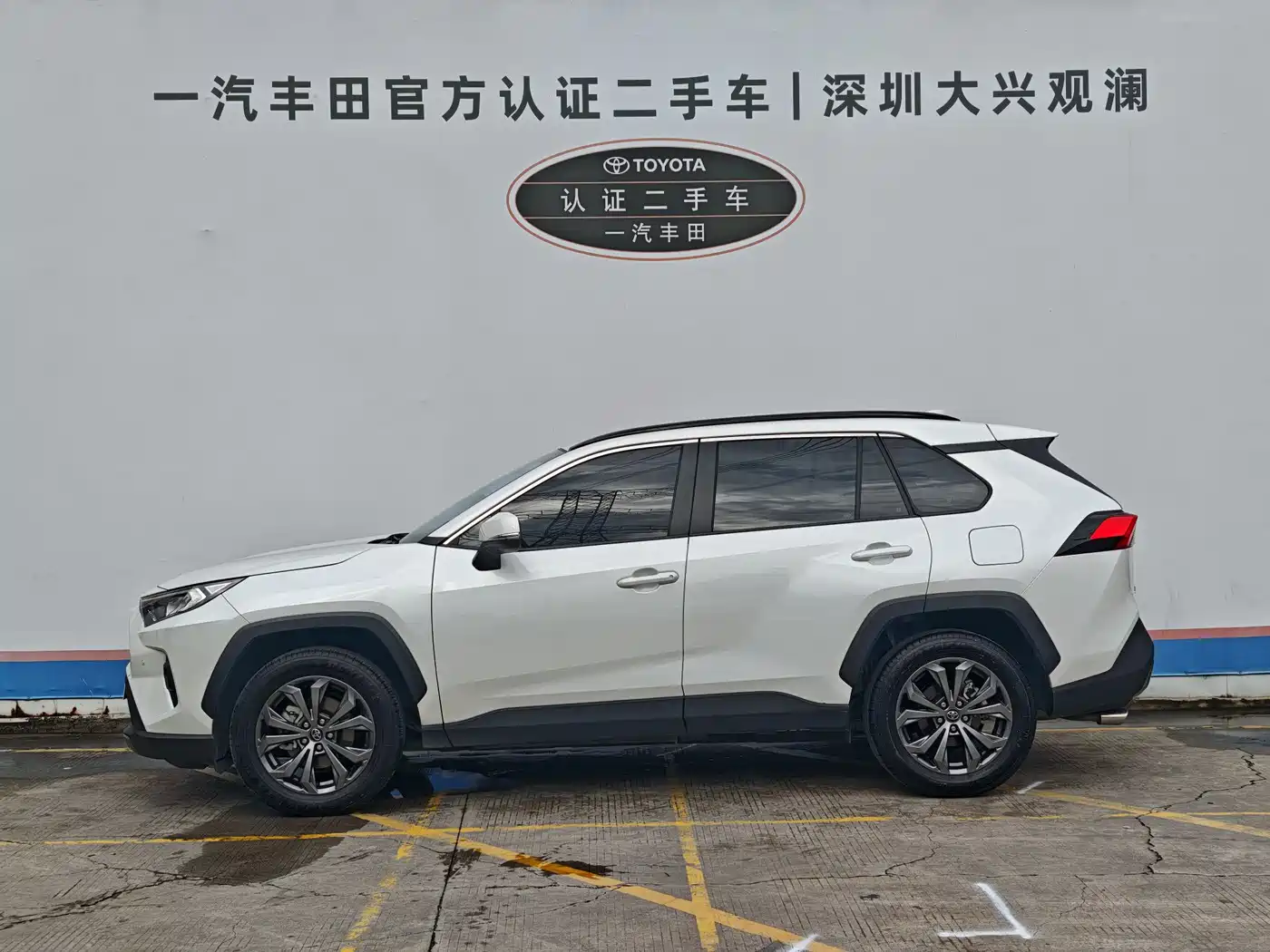 Toyota RAV4 Rongfang 2024 2.0L CVT FWD Style Edition фото 3