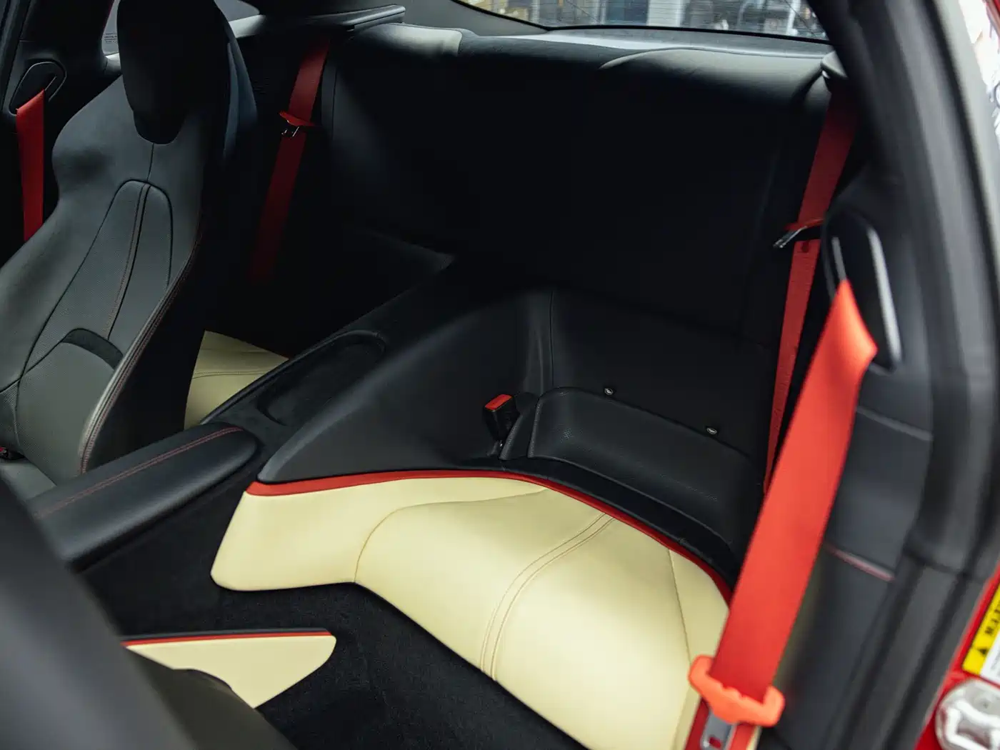 Ferrari Roma 2023 2020 3.9T V8