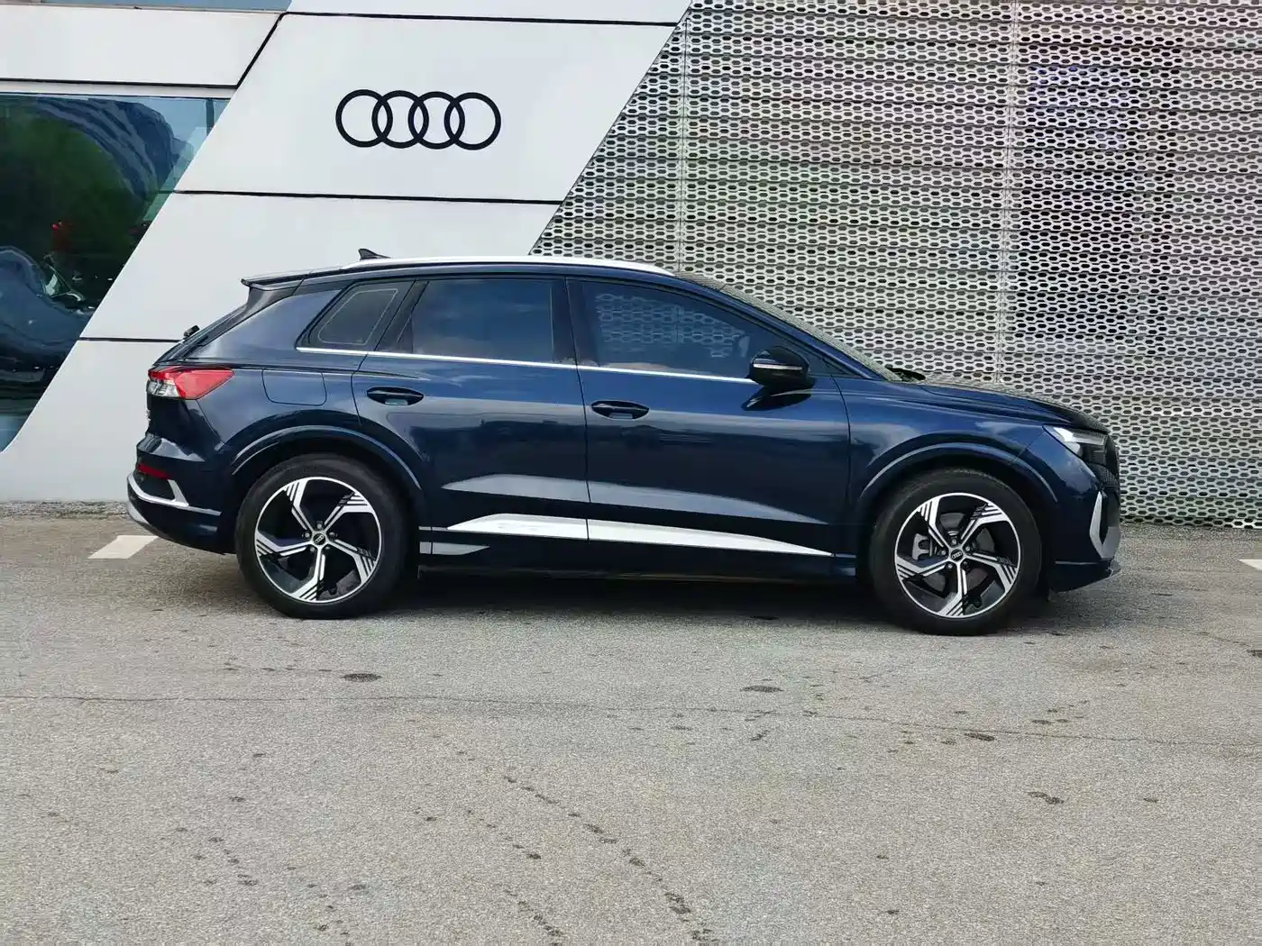 Audi Q4 e-tron 2025 2024 40 e-tron Creation Edition