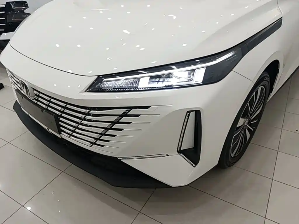 Changan Eado PHEV 2026 2025 Smart New Blue Whale 145KM High-Performance Edition
