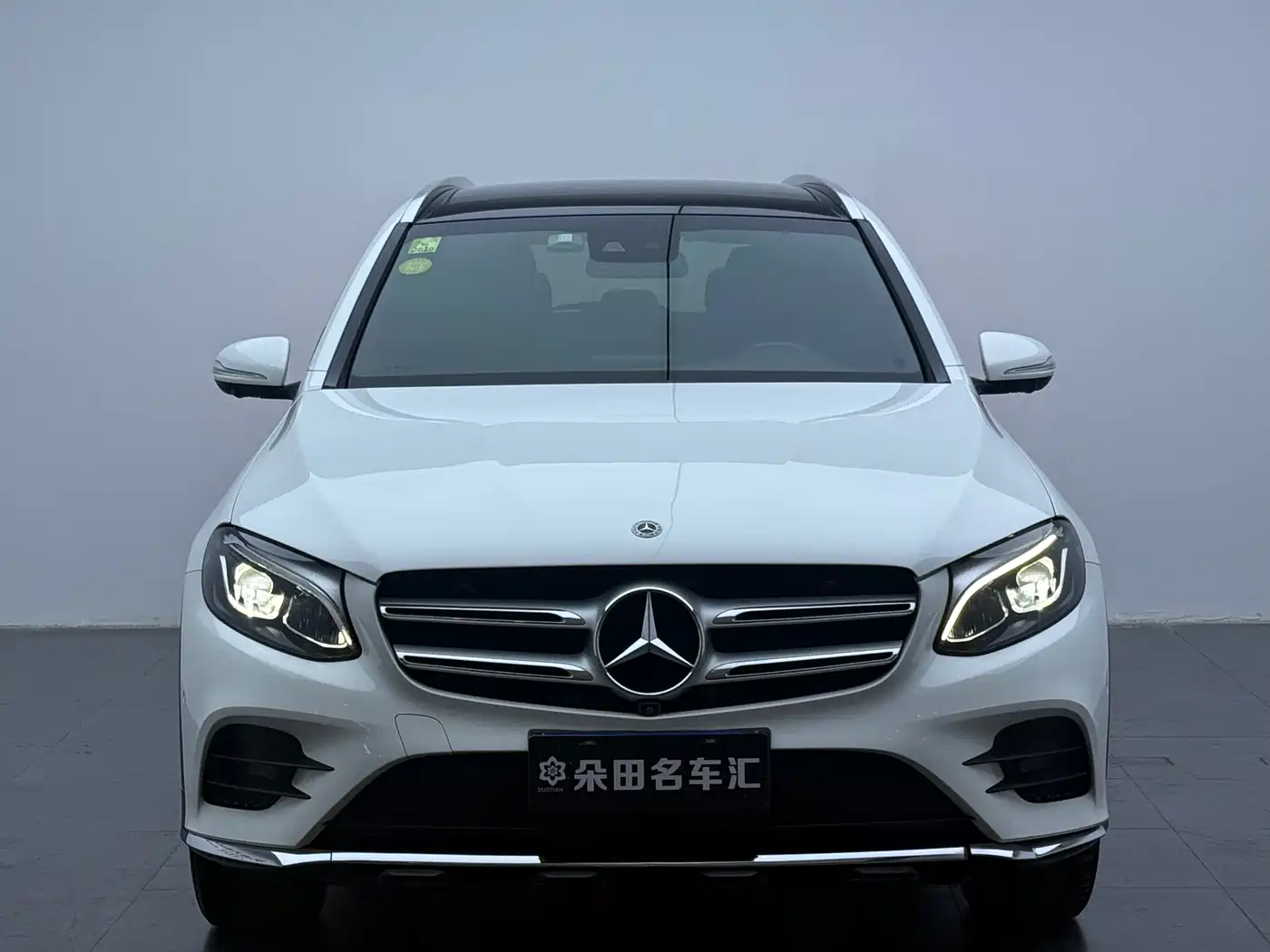 Mercedes-Benz GLC 2018 Facelift GLC 260 4MATIC Luxury фото 2