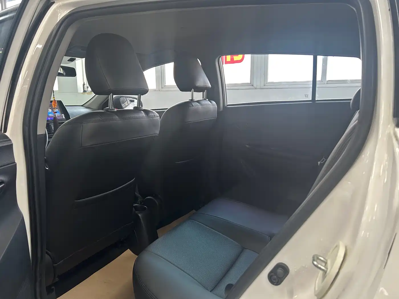 Toyota Vios FS 2022 1.5L 20th Anniversary Edition фото 6