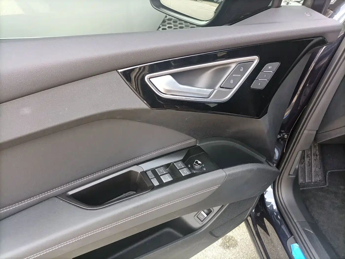 Audi Q4 e-tron 2025 2024 40 e-tron Creation Edition
