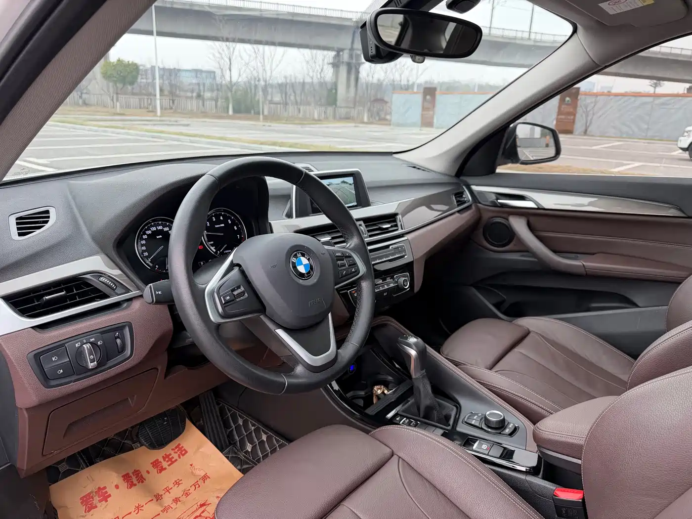 BMW X1 2019 sDrive18Li Premium Model фото 8