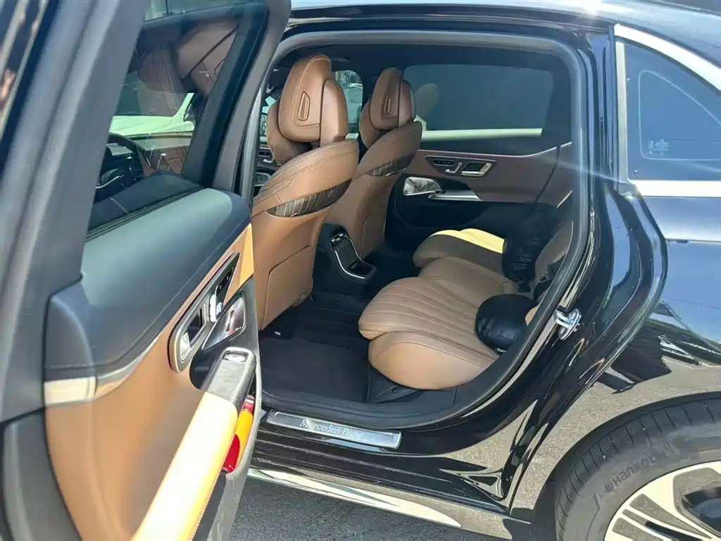 Mercedes-Benz E-Class 2026 2026 E 300 L Luxury