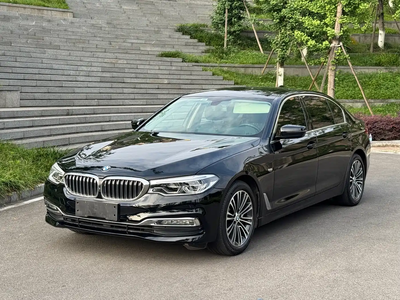 BMW 5 Series 2018 Facelift 530Li Exclusive Luxury Package фото 2