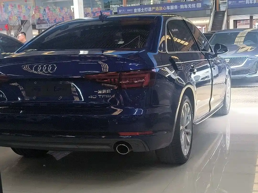 Audi A4L 2018 30th Anniversary 40 TFSI Fashion фото 10