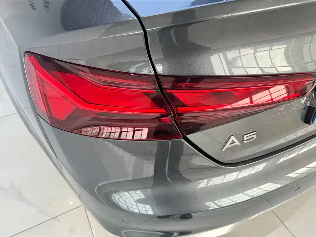 Audi A5 (Import) 2023 Sportback 40 TFSI Fashion Dynamic фото 10