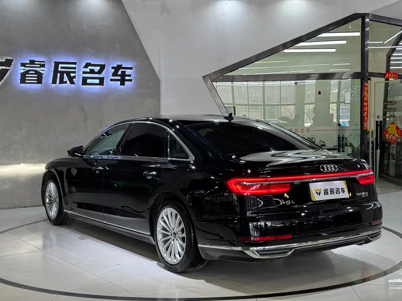 Audi A8 2021 A8L 50 TFSI quattro Comfort фото 11