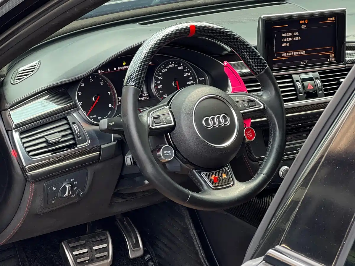 Audi A6L 2018 30th Anniversary 45 TFSI quattro Sport фото 3