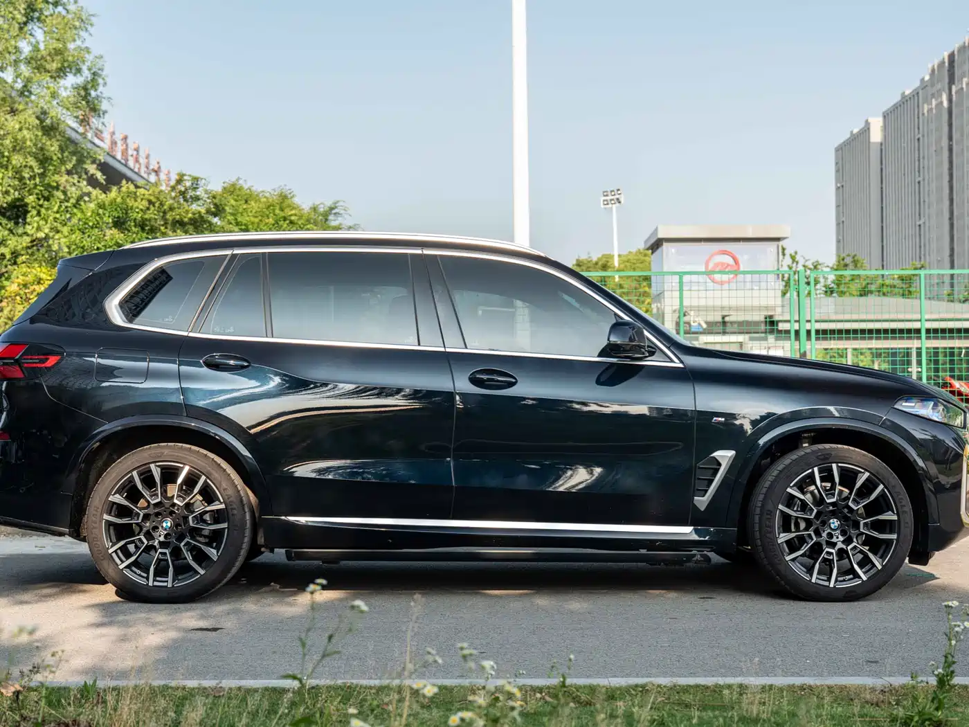 BMW X5 2023 xDrive 40Li M Sport Package фото 7
