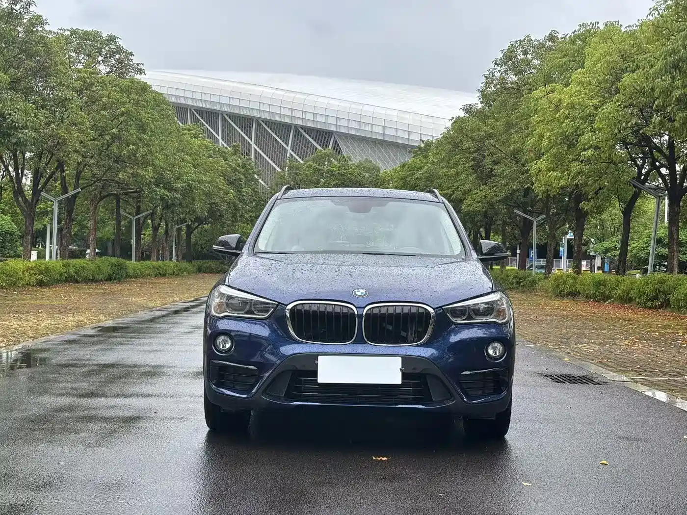 Фото 2 - BMW X1