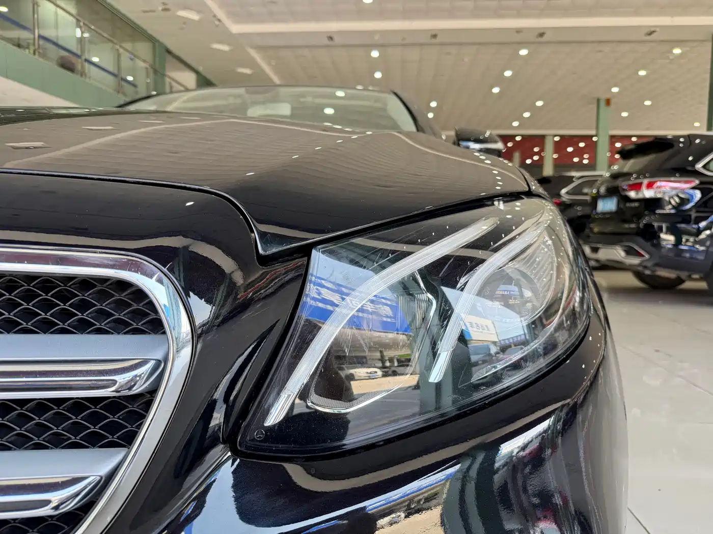 Mercedes-Benz E-Class 2020 E 300 L Sport Luxury Model фото 4