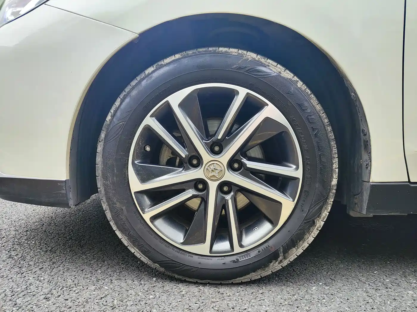 Venucia D60 2020 2019 100K Glory 1.6L XL CVT Chen Ku Edition China V