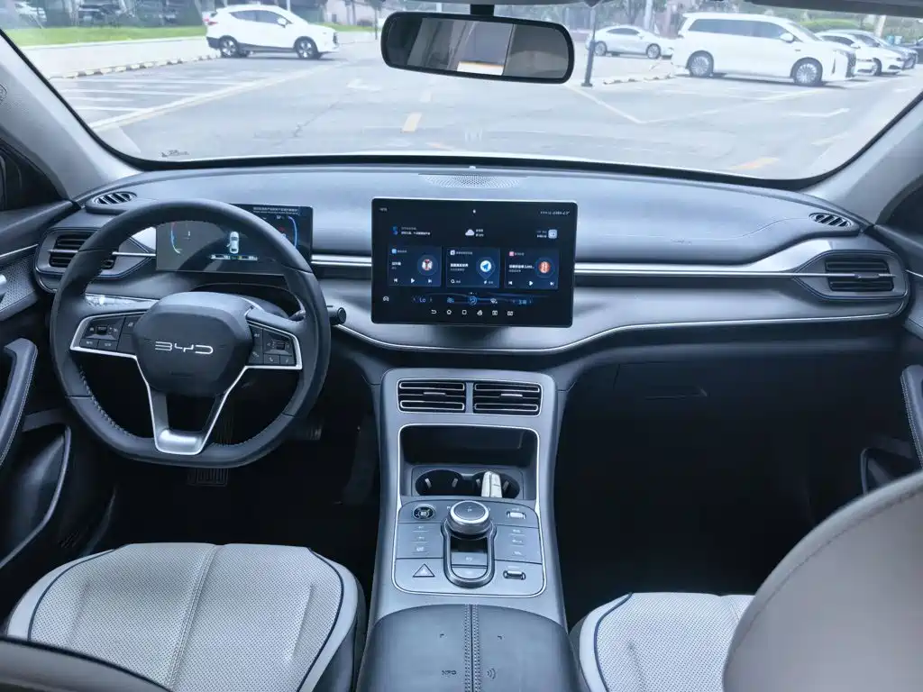 BYD Destroyer 05 2025 2024 Glory Edition DM-i 55KM Luxury