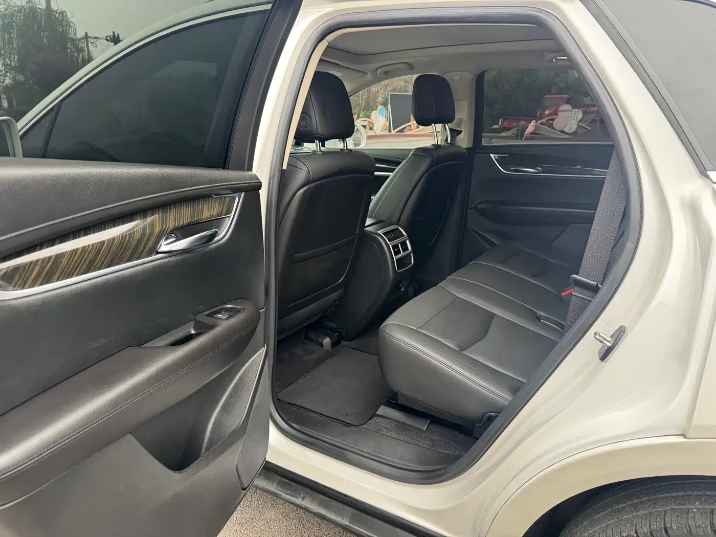 Cadillac XT5 2016 25T Luxury Model фото 13