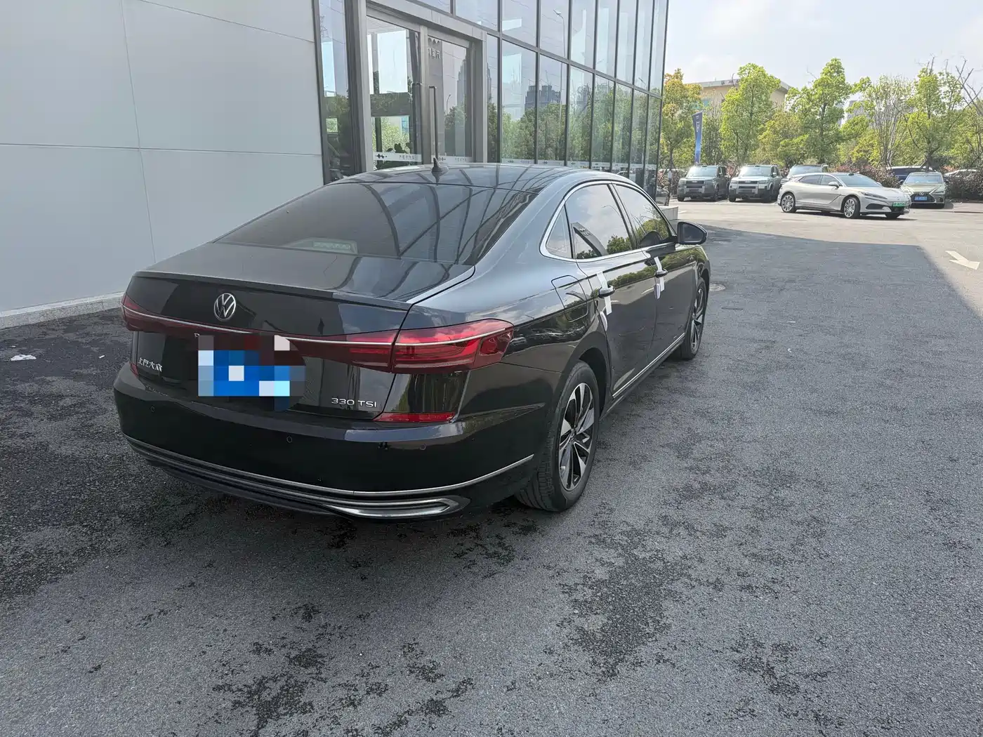 Volkswagen Passat 2022 330TSI Starlight Elite Edition фото 10
