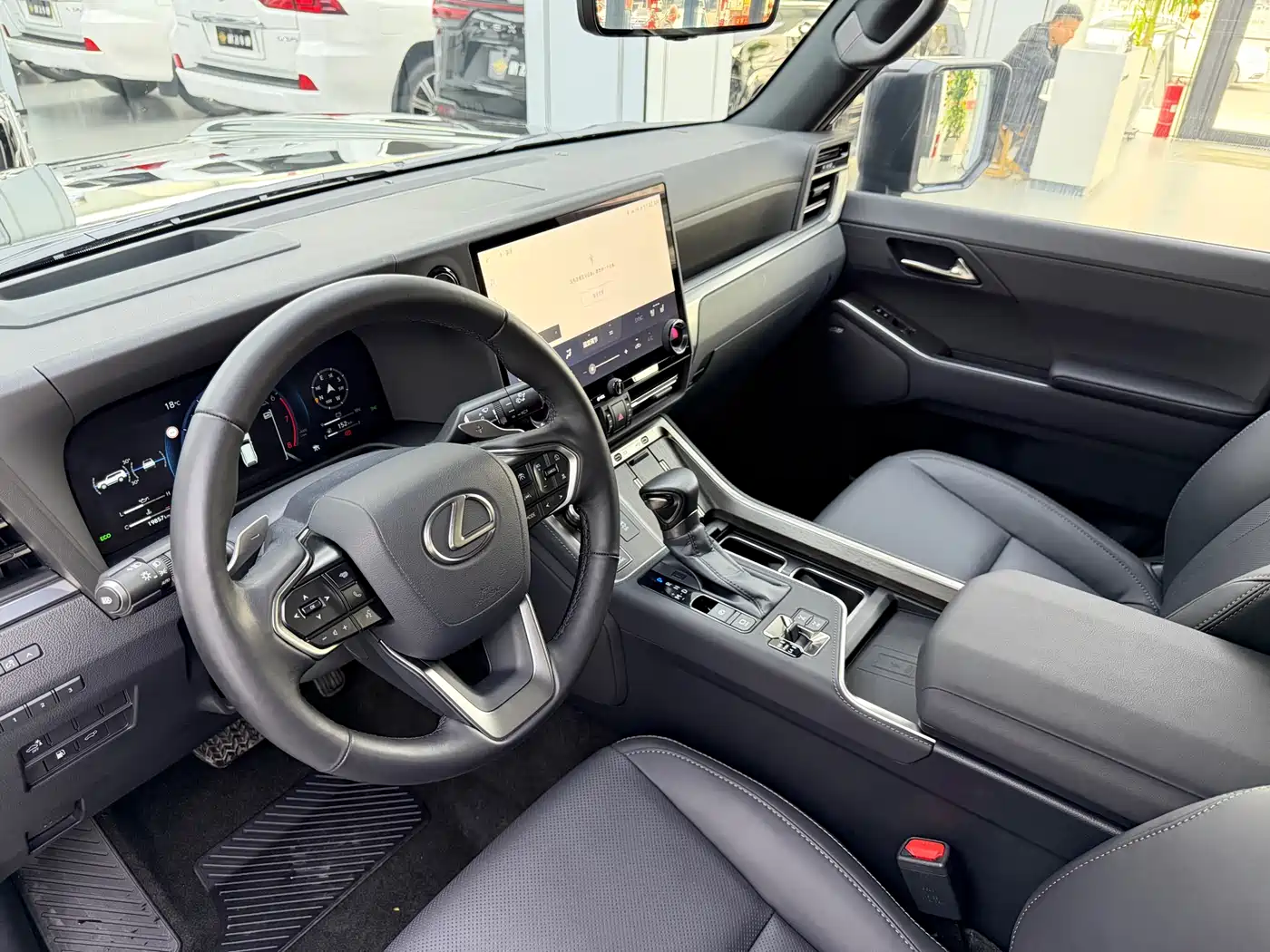 Lexus GX 2024 OVERTRAIL Summit Edition фото 9