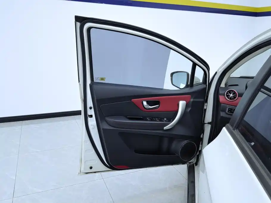 Haval H1 2015 2015 1.5L Manual Luxury