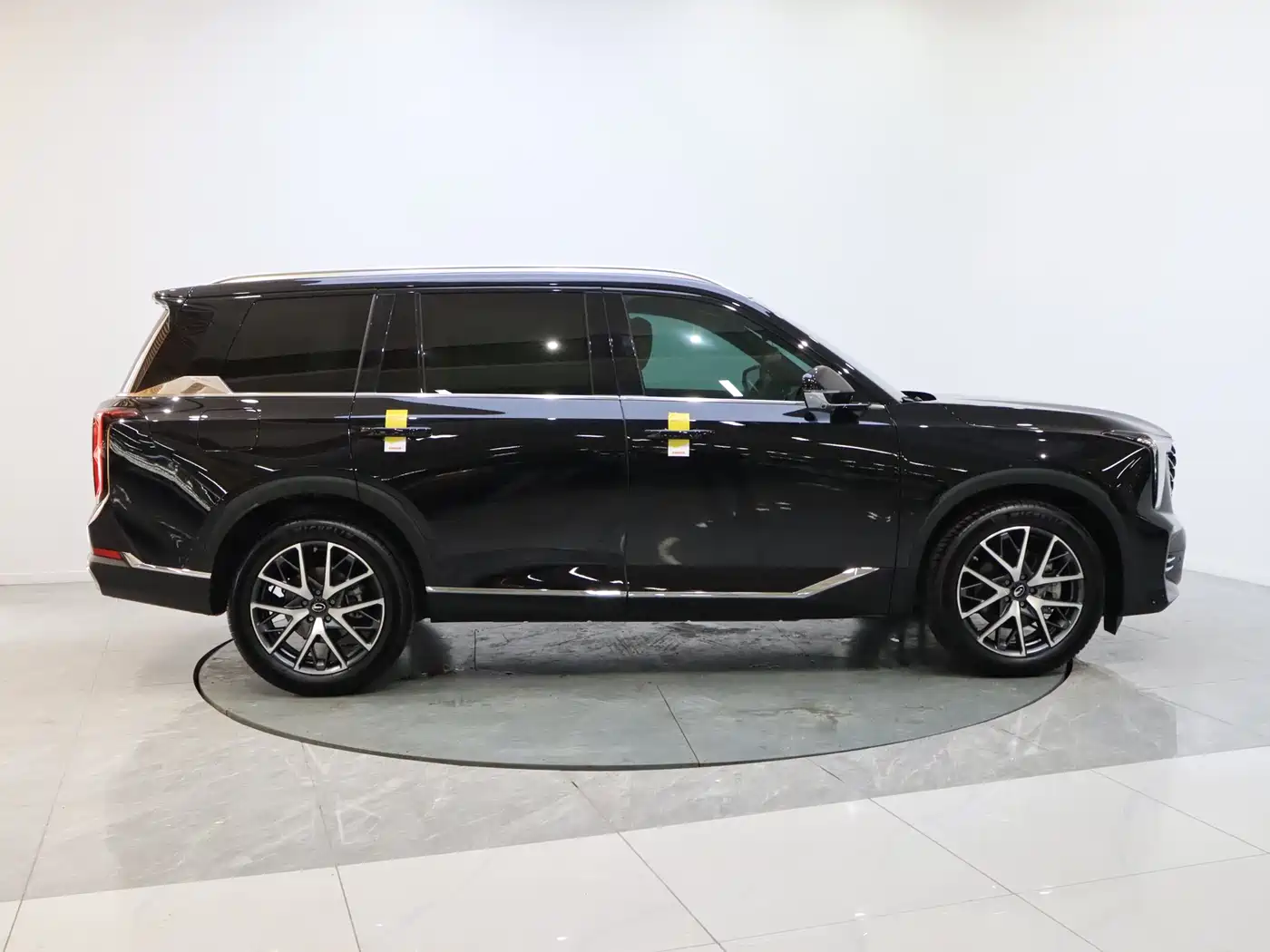 GAC Trumpchi Trumpchi GS8 2025 Pilot Series 2.0TGDI 2WD Luxury Edition 5-seater фото 6