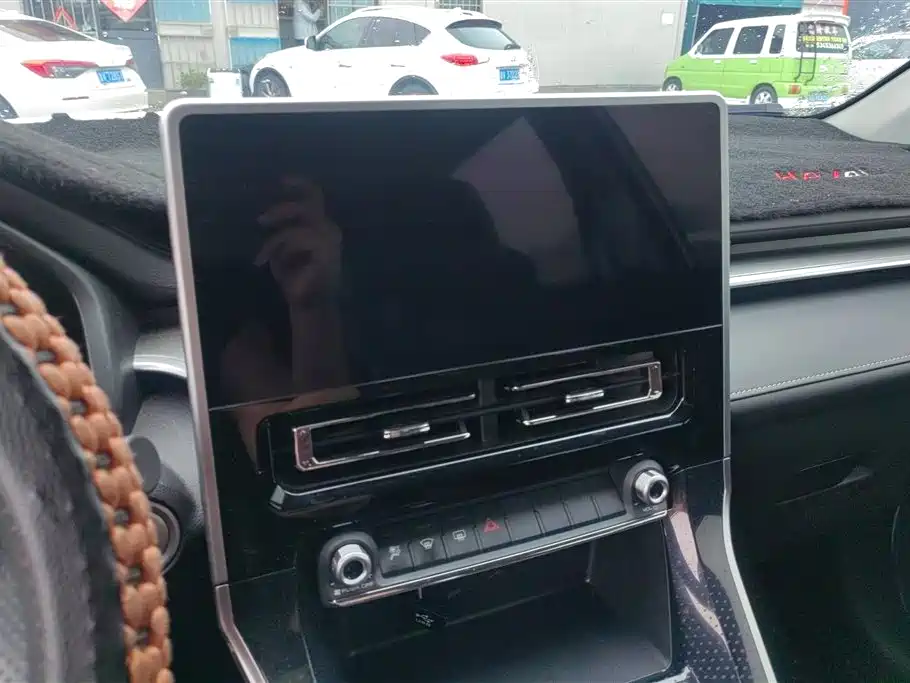 Haval M6 2023 PLUS 1.5T Manual Luxury Smart Connect фото 12