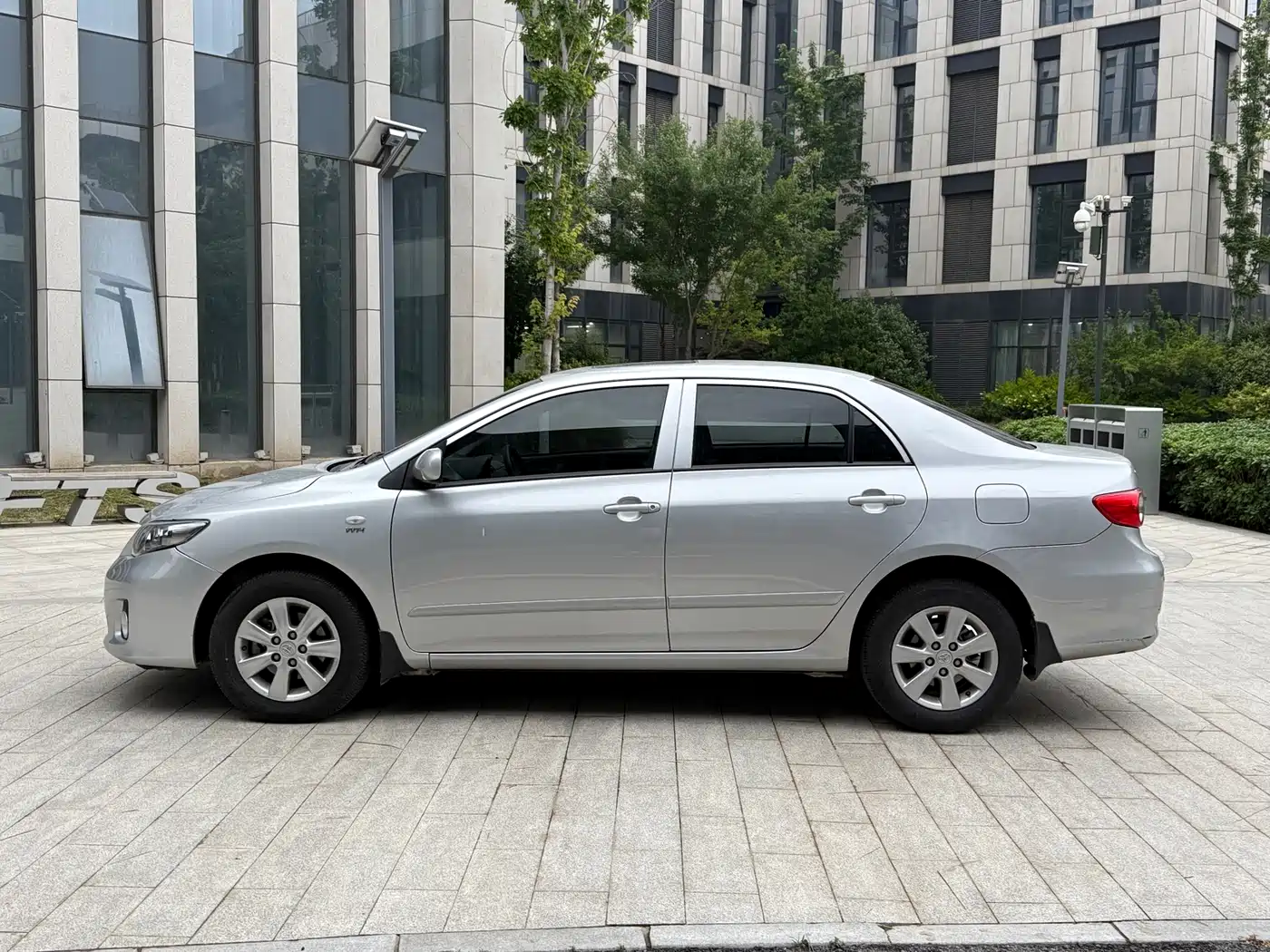Toyota Corolla 2013 Special Edition 1.6L Auto Ultimate Cool GL фото 3