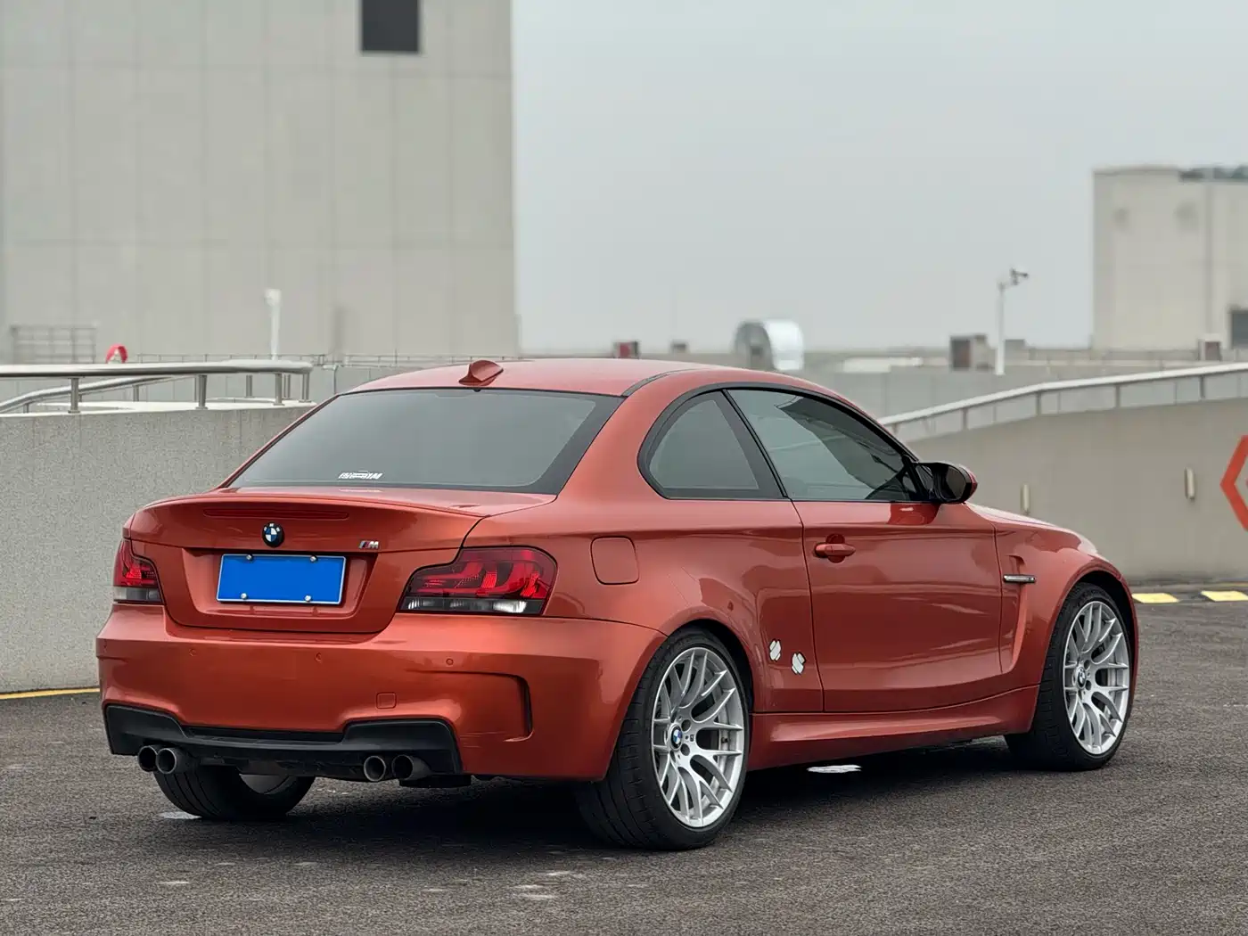 BMW 1 Series M 2011 1M Coupe фото 5