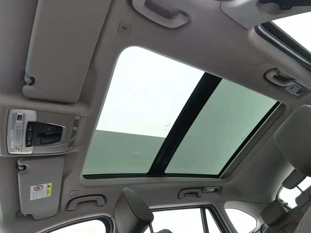 BMW X1 2022 sDrive20Li Premium фото 14