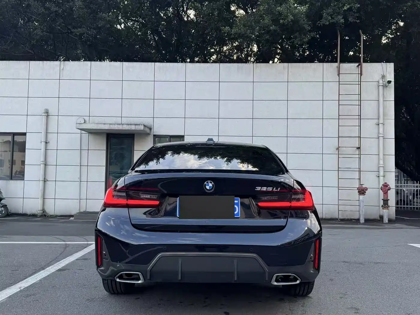 BMW 3 Series 2024 325Li M Sport Package фото 8