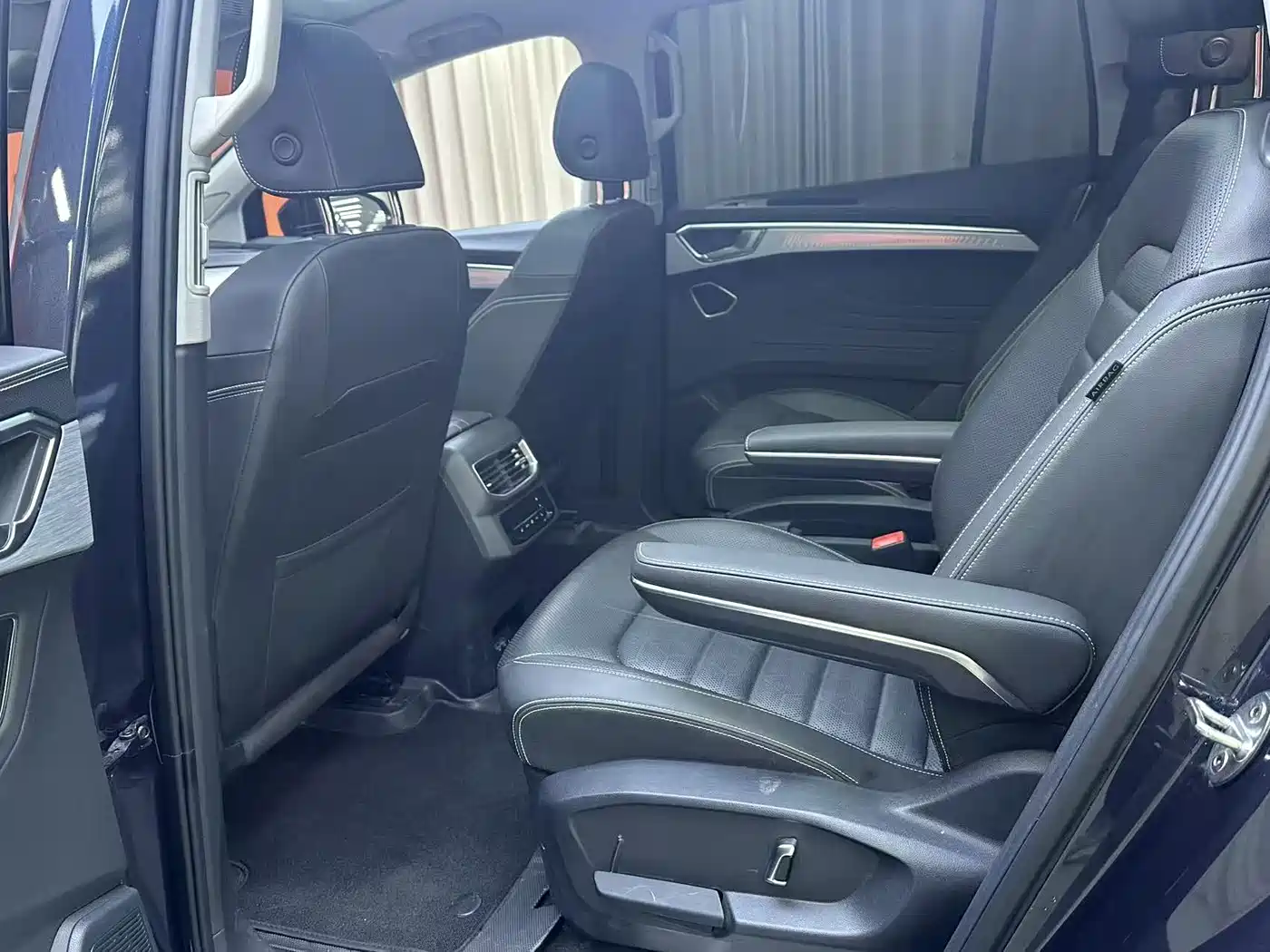 Volkswagen Talagon 2021 380TSI 4WD Luxury Premium Edition Pro фото 12