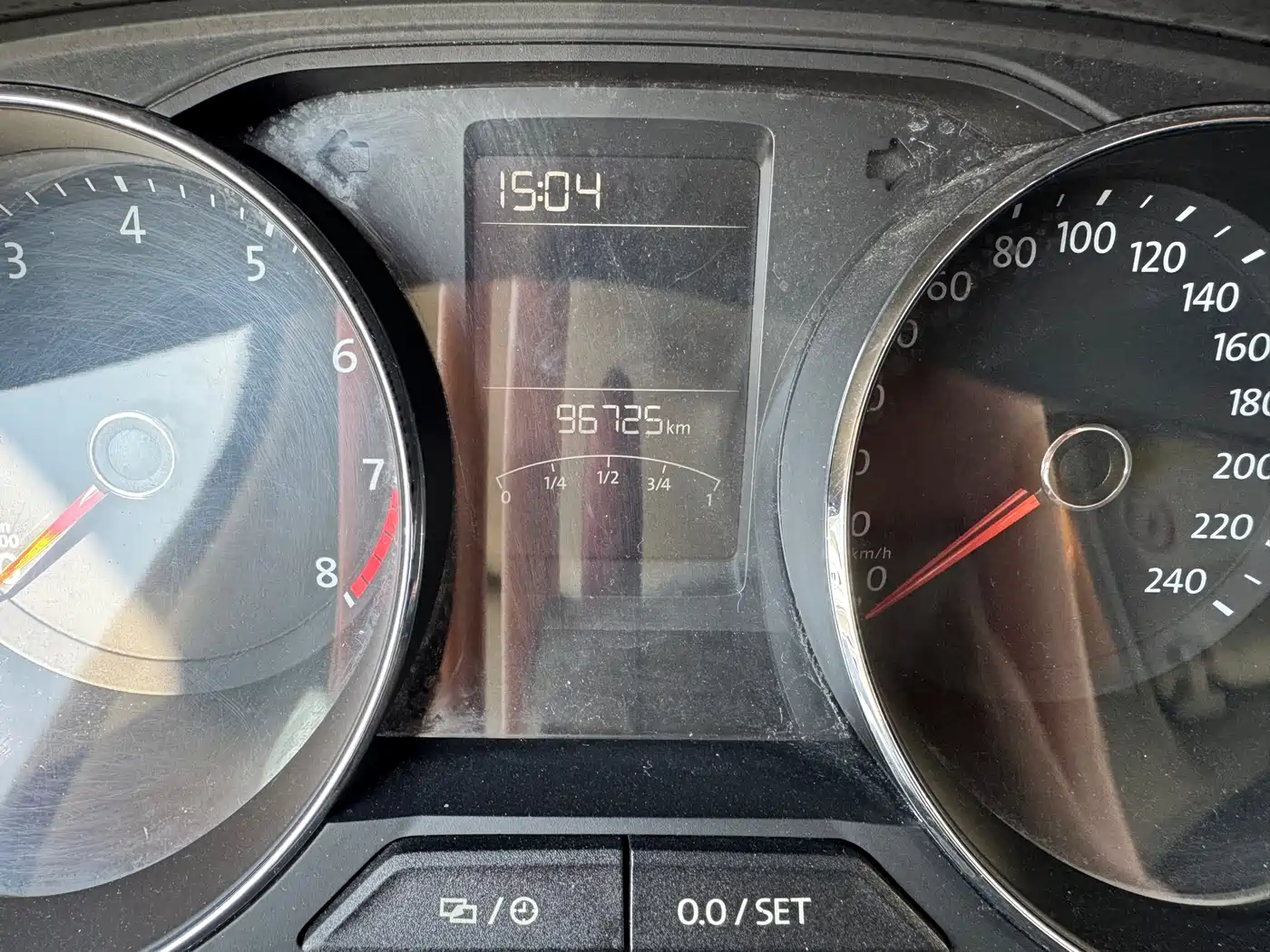 Volkswagen Lavida 2015 1.6L Automatic Comfort Edition фото 6