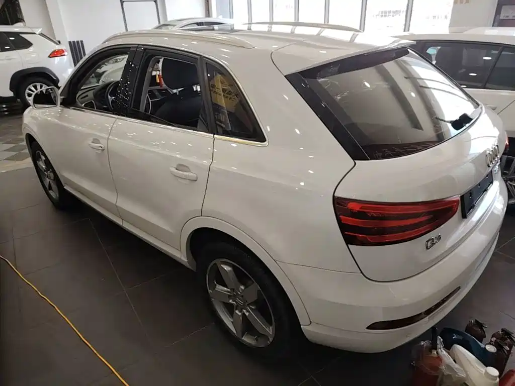 Фото 5 - Audi Q3