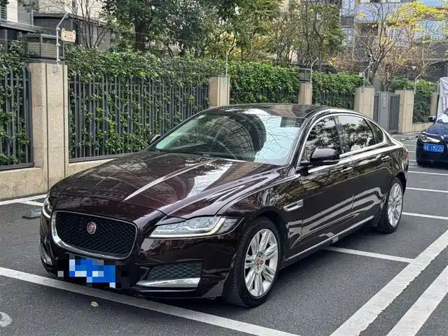 JAGUAR XFL