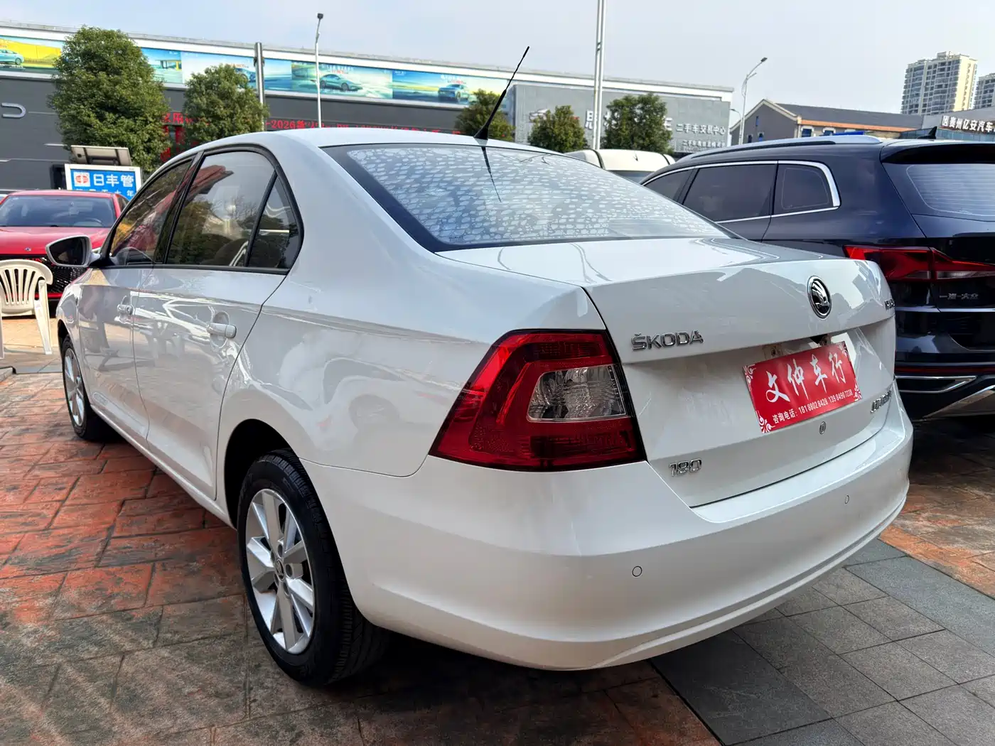 Škoda Rapid 2016 1.6L Automatic Pioneer Edition фото 6
