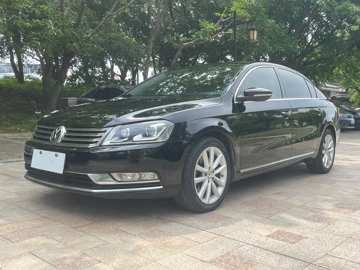 Volkswagen Magotan 2012 Facelift 2.0TSI Premium
