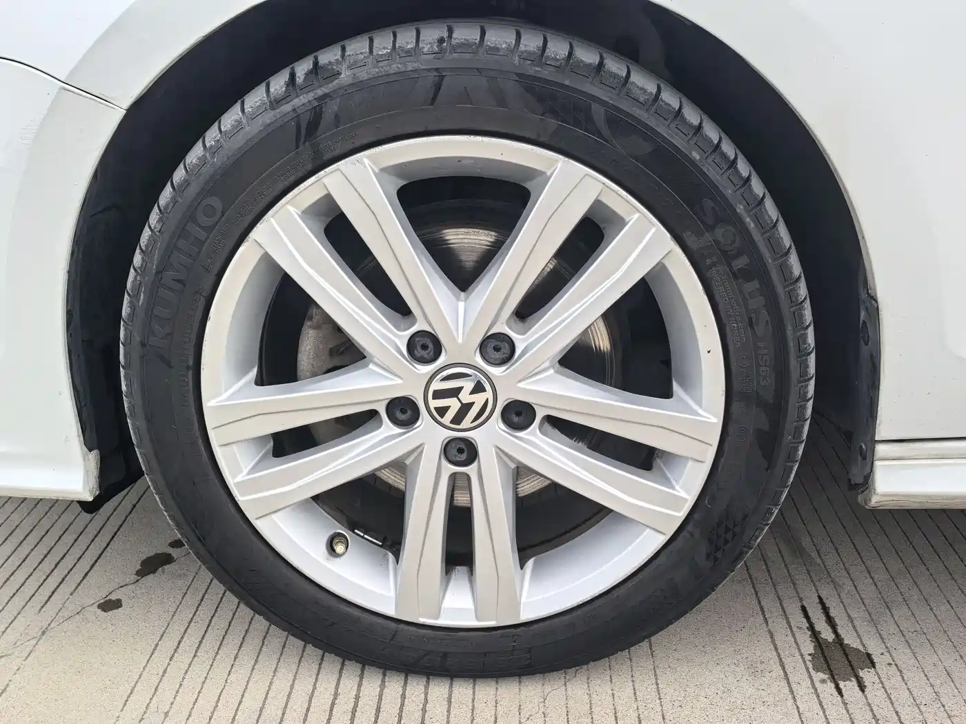 Volkswagen Sagitar 2018 280TSI DSG Spark Edition фото 10