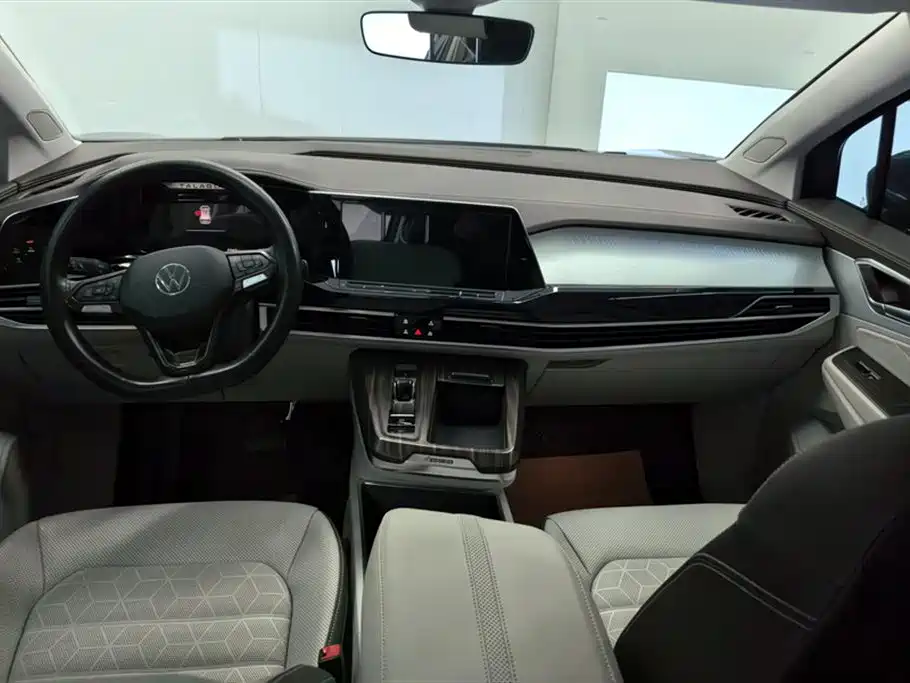 Volkswagen Talagon 2022 380TSI 4WD Luxury Premium Pro Edition 6-seater фото 12