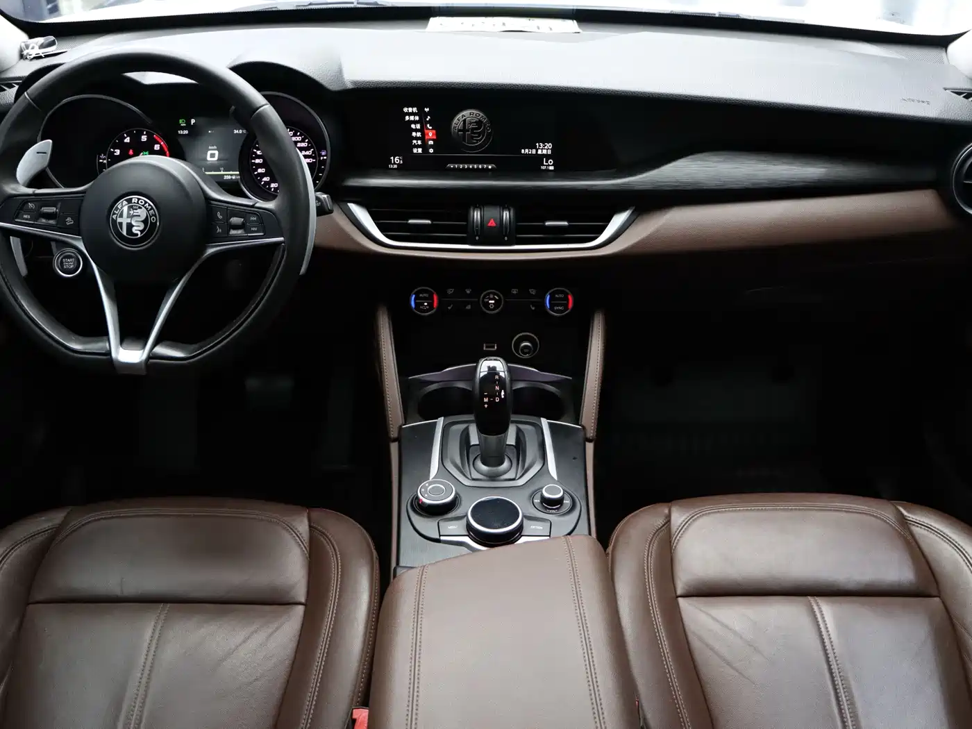 Alfa Romeo Stelvio 2019 2017 2.0T 280HP Luxury