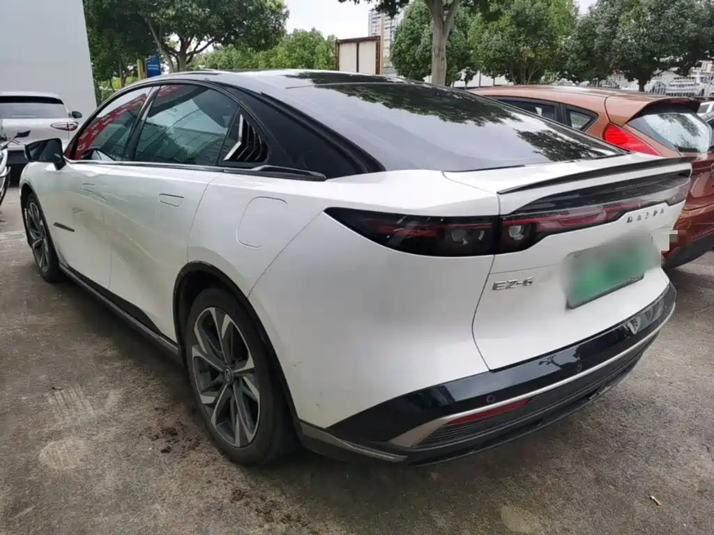 Mazda EZ-6 2025 2024 Extended Range 200