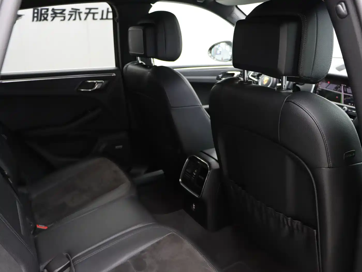 Porsche Macan 2020 Macan 2.0T фото 31