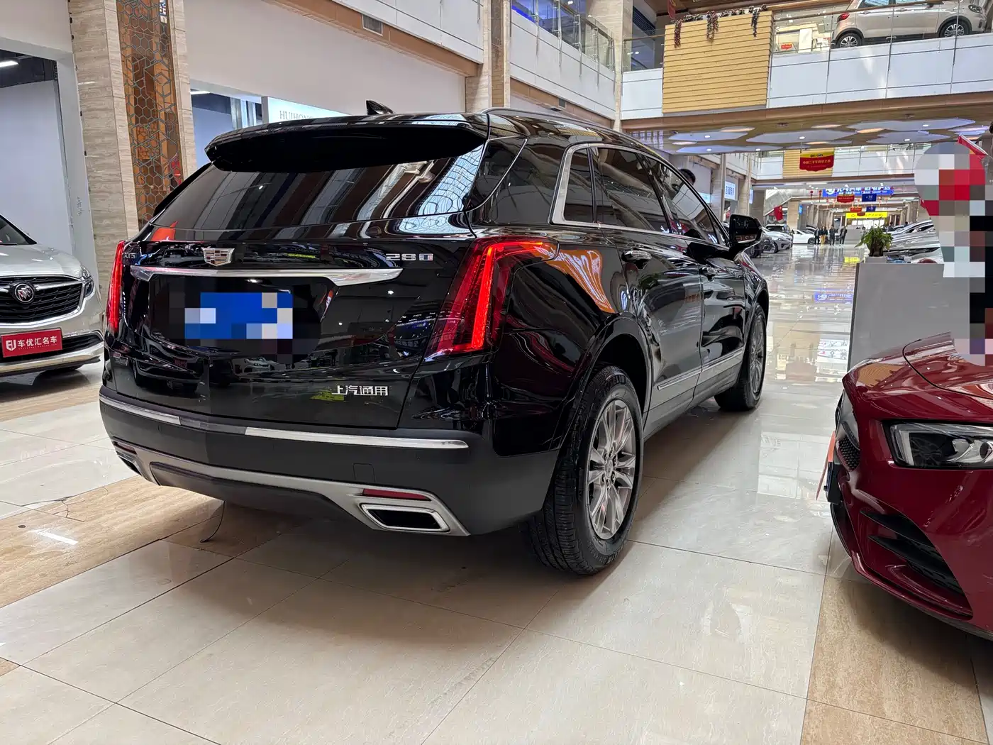 CADILLAC XT5