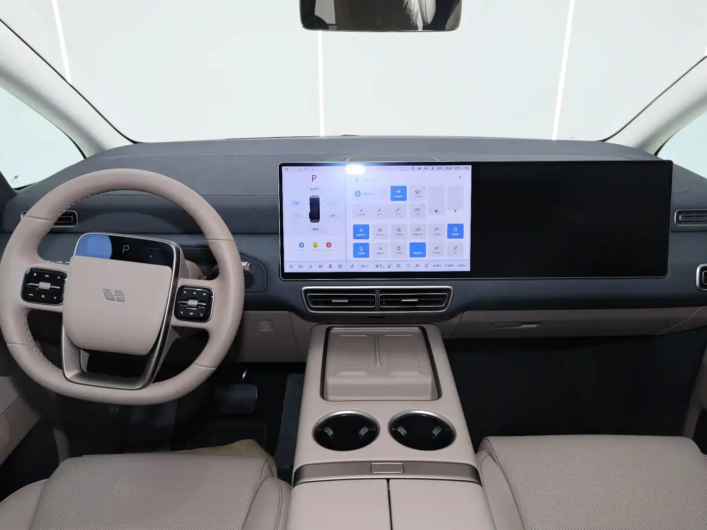 Li Auto MEGA 2025 2025 Ultra Smart Renewal Edition